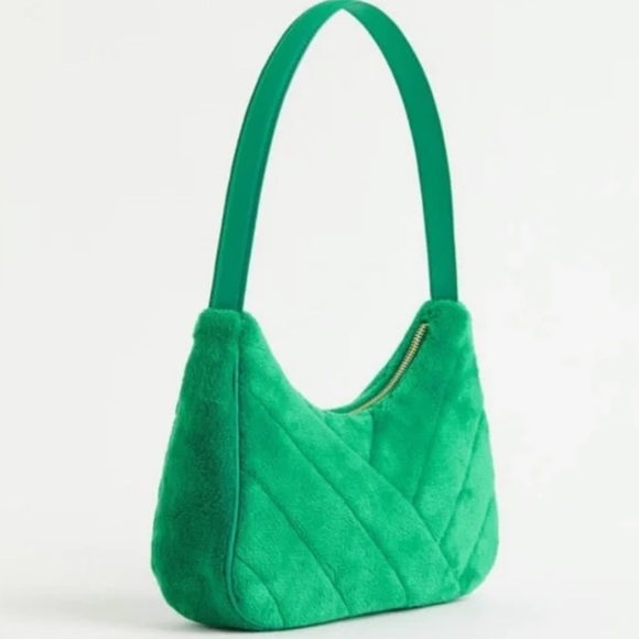 H&M GREEN Fuzzy Faux Fur 2022 Shoulder Purse Brand New without tags - Picture 2 of 7